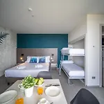 Aparthotel Diana Seafront