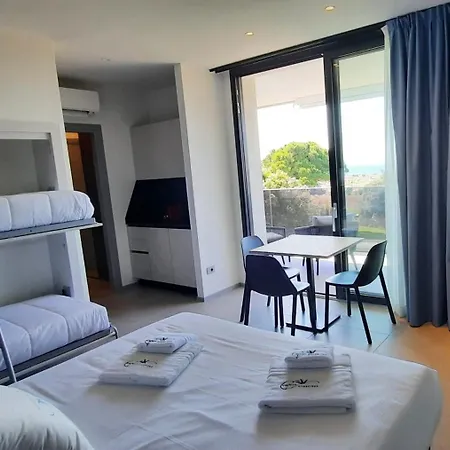 Diana Seafront Apartmanhotel 3*