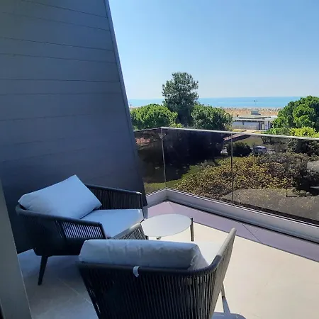 Aparthotel Diana Seafront Bibione