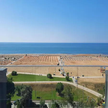 Апарт-готель Diana Seafront Бібіоне