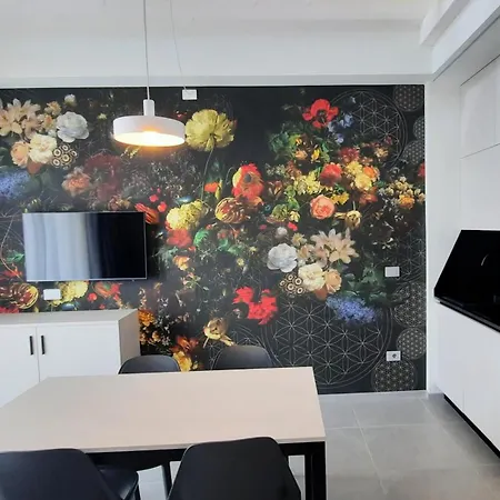 Diana Aparthotel