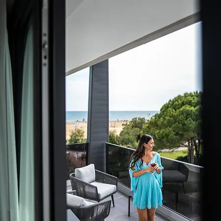 Diana Seafront Appart hôtel 3*