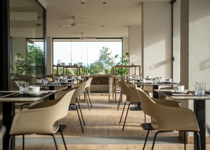 Diana Seafront 3* Μπιμπιόνε