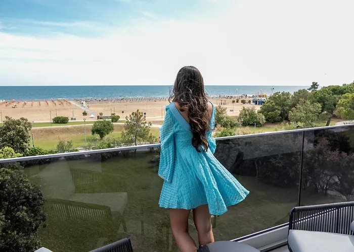 Aparthotel Diana Seafront