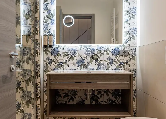 Diana Seafront Aparthotel 3*